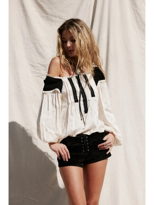 Wild Romance Off-Shoulder Peasant Blouse (Black or Ivory)